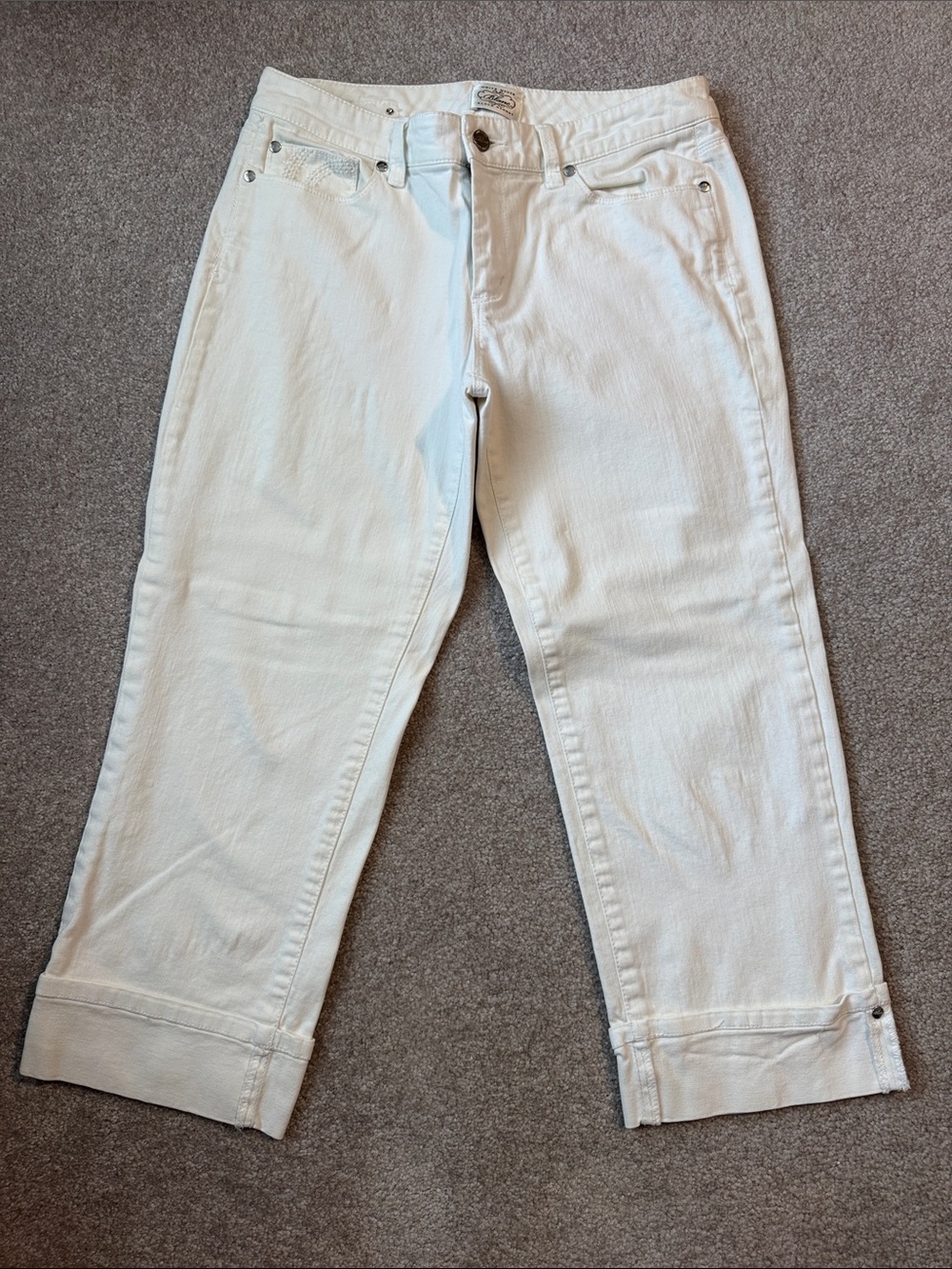 White House Black Market Women’s White Cropped Jeans